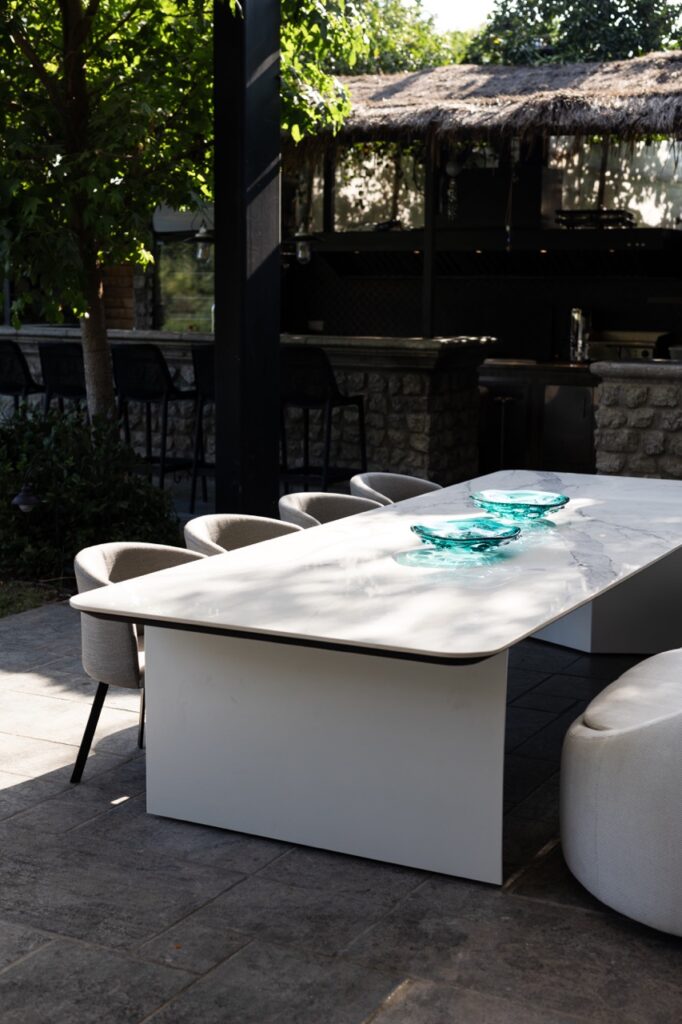 Bauhaus Dining Table