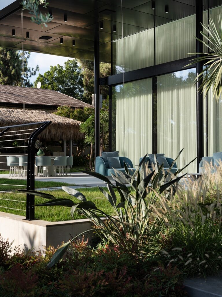 כורסא אלינור