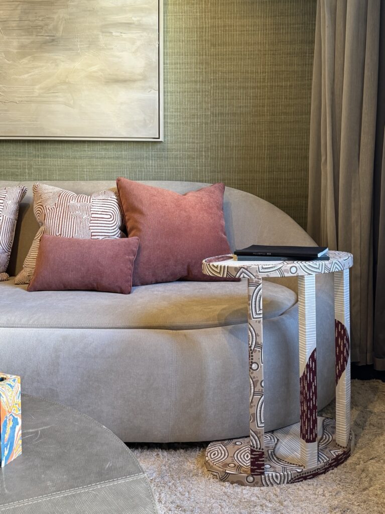 נושך אובאלי