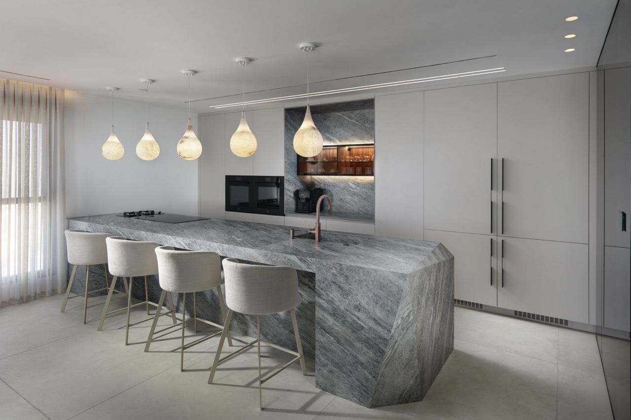 ‏niso_penso_eb_8623