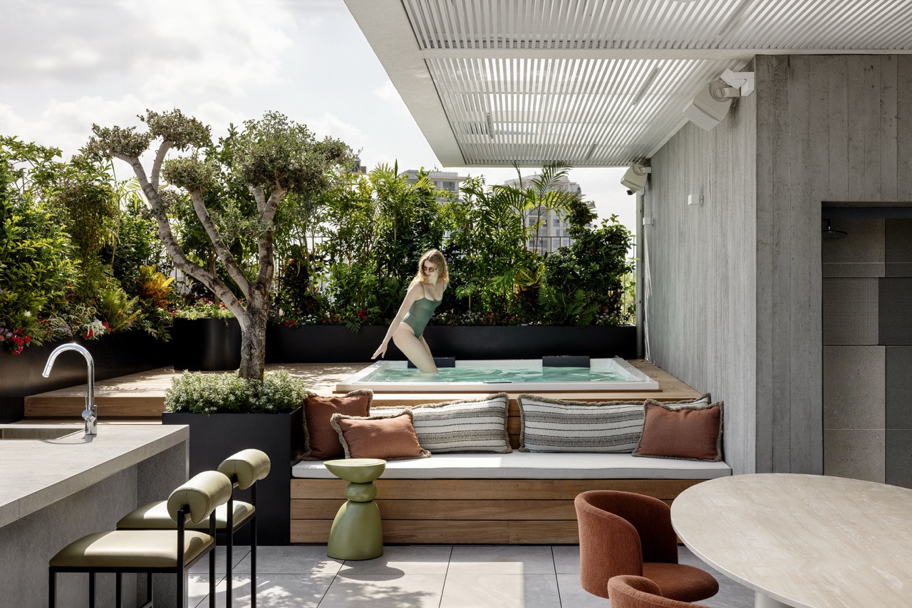 ‏niso_tzvia_ao_0098