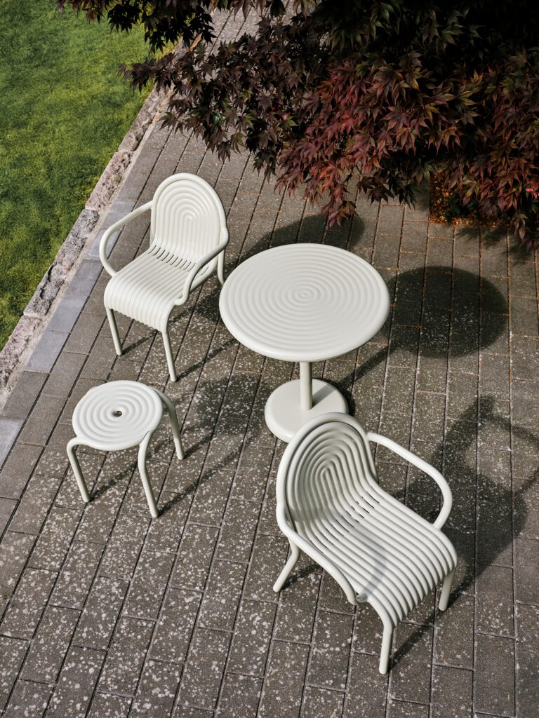 שולחן עגול Groove