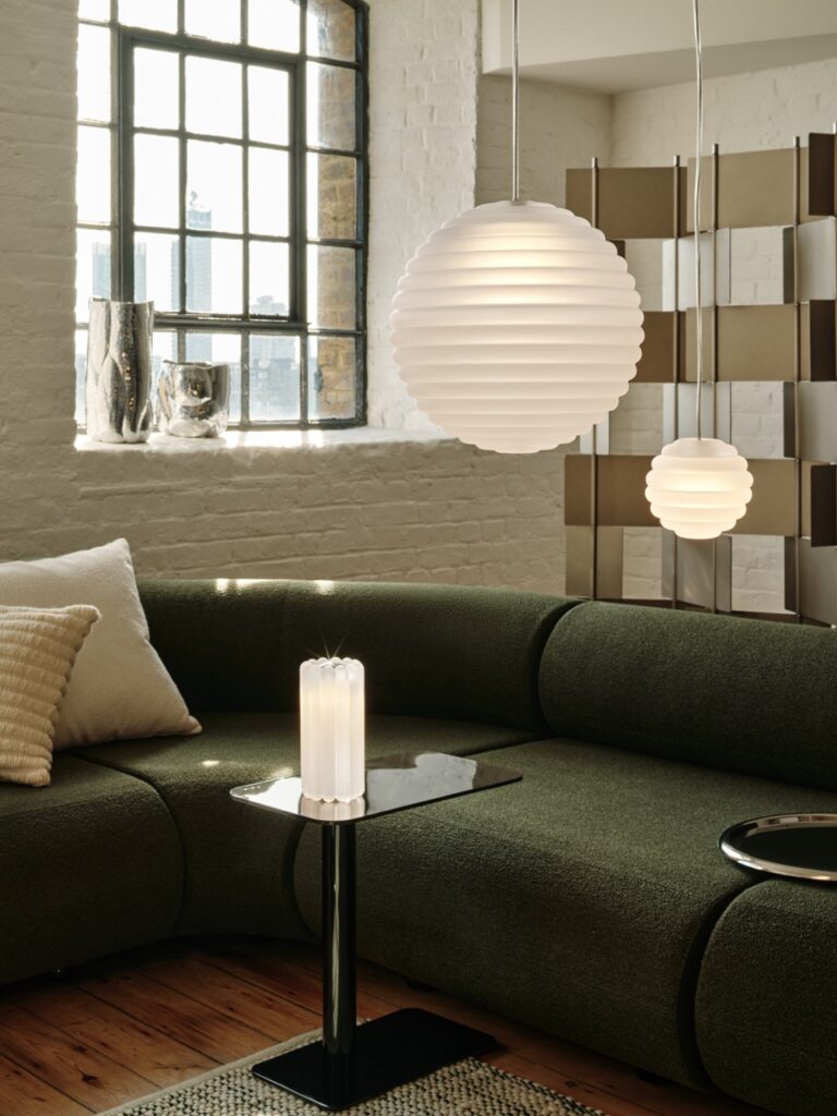 מנורת תלייה בינונית Press