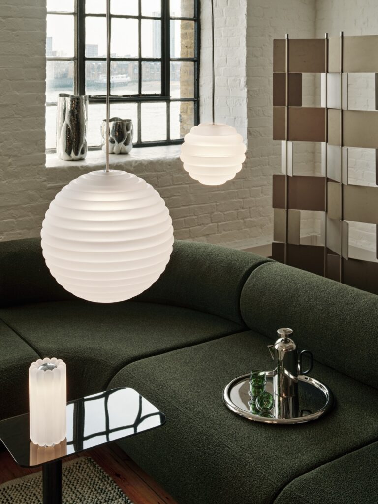 מנורת תלייה בינונית Press