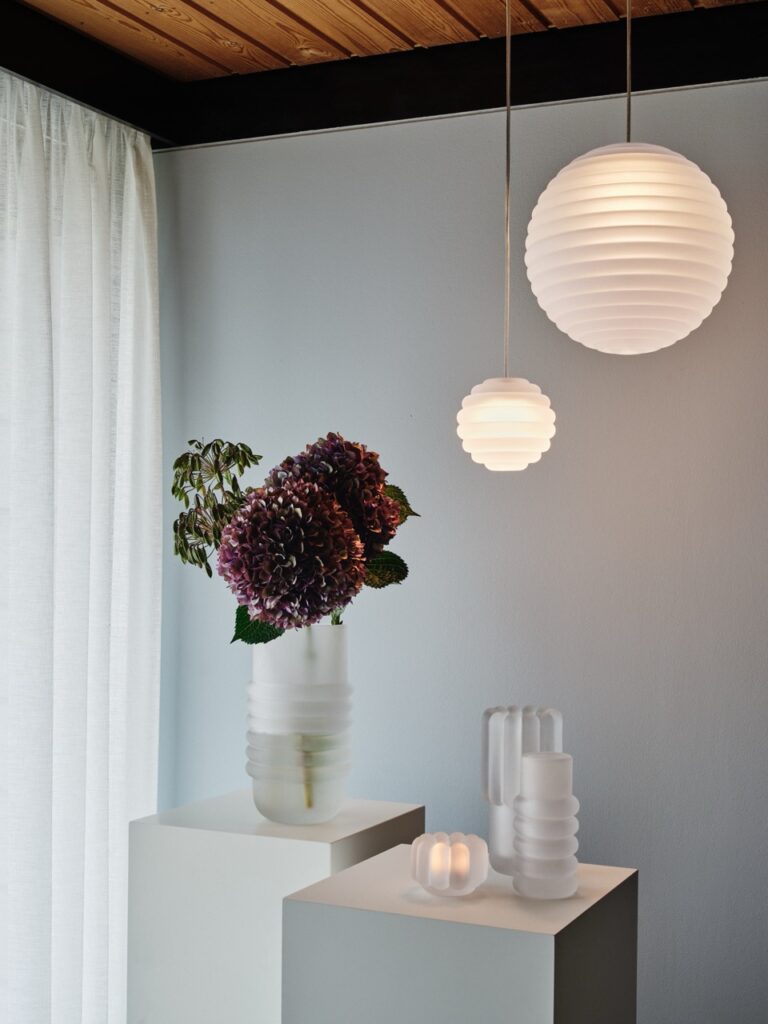 מנורת תלייה בינונית Press