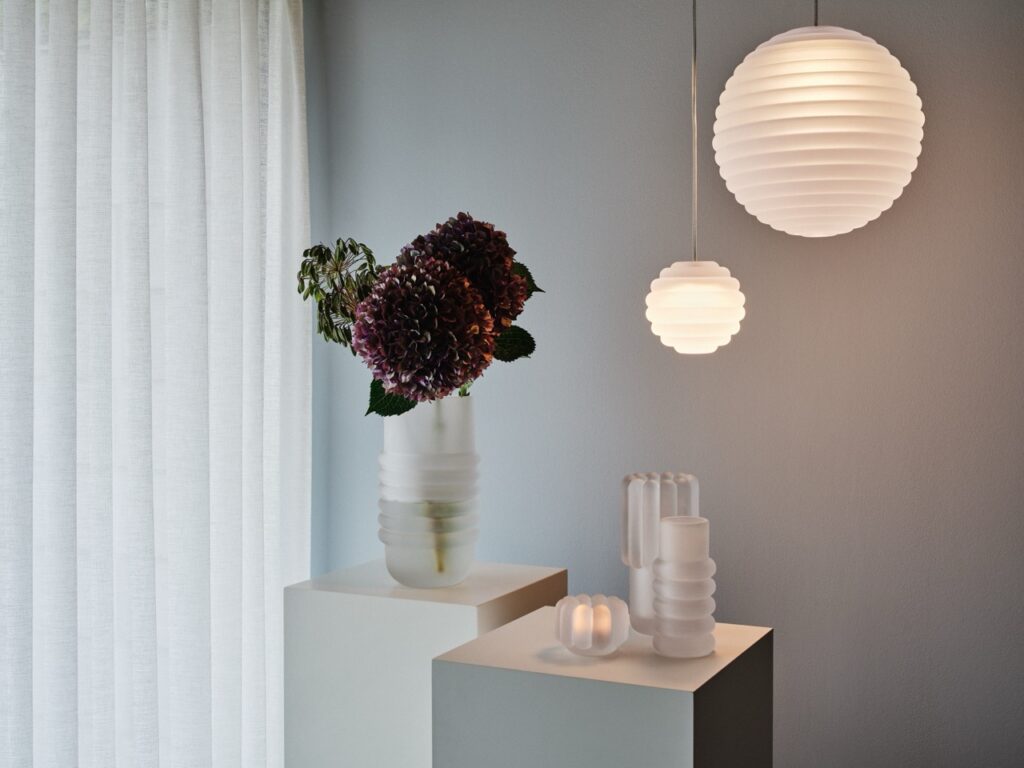 מנורת תלייה בינונית Press