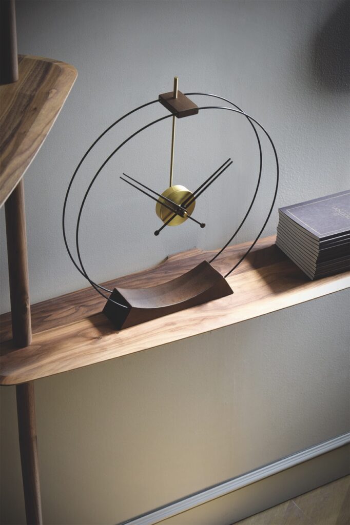Aire Clock