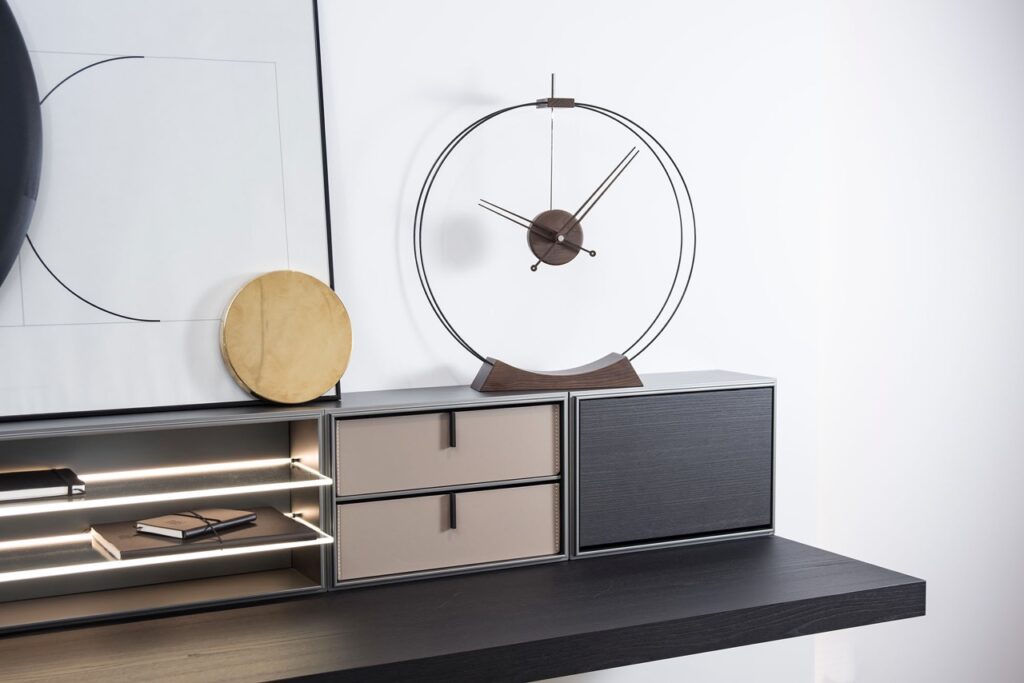Aire Clock